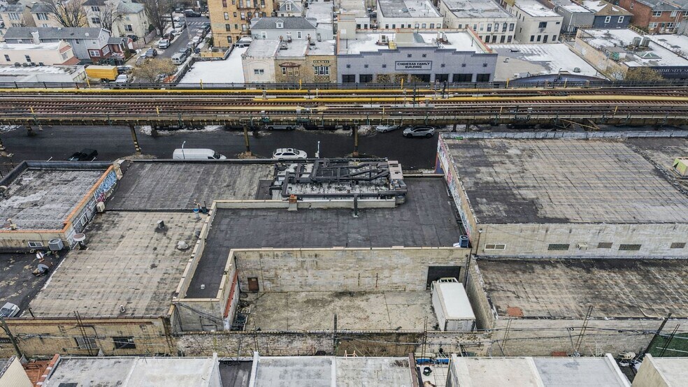 More Photos Of 1940 McDonald Ave, Brooklyn Auto Repair For Lease