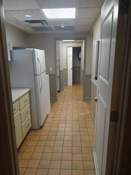 More Photos Of 600 Bohannon Rd, Fairburn Flex For Lease