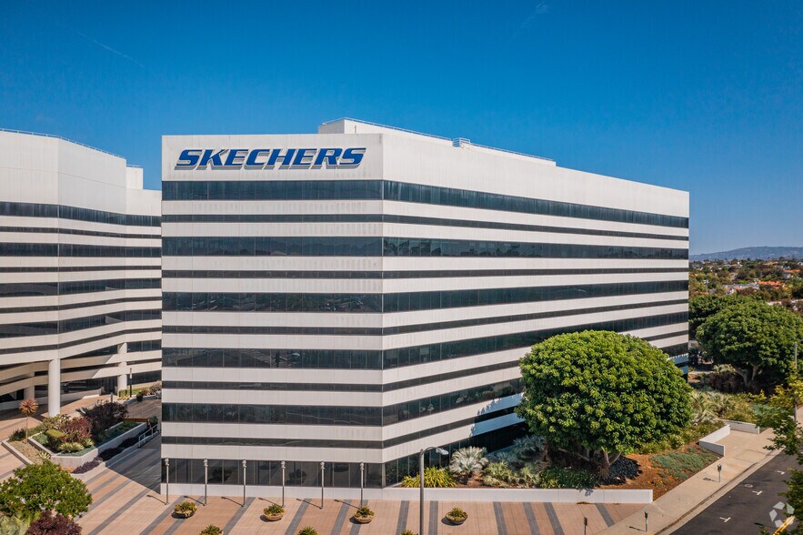 More Photos Of 1230 Rosecrans Ave, Manhattan Beach Office For Lease