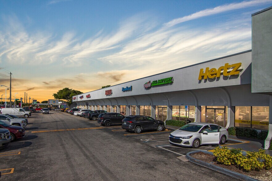 More Photos Of 15905-16095 NW 57th Ave, Miami Lakes Unknown For Lease