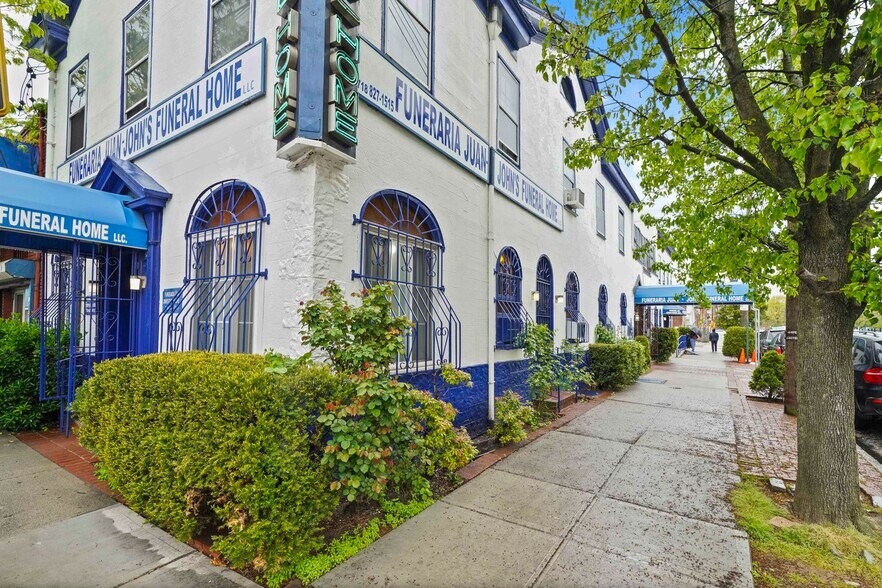 More Photos Of 509 Liberty Ave, Brooklyn Funeral Home For Sale