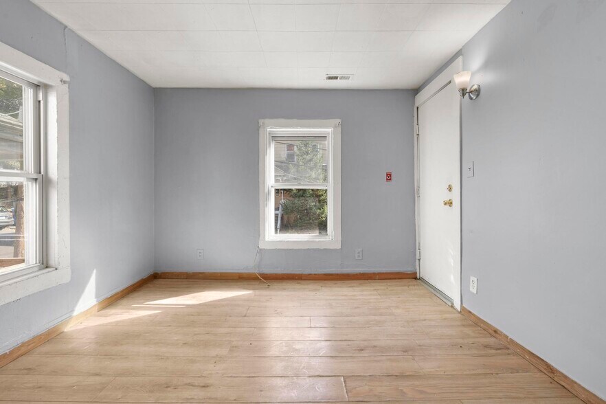35 William St, Waterbury, CT 06702 Apartments For Sale
