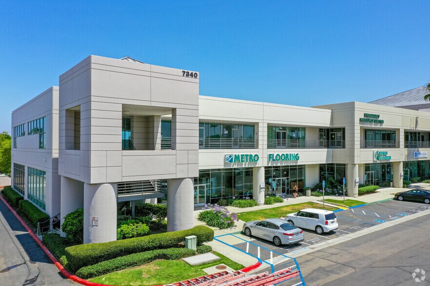 More Photos Of 7340 Miramar Rd, San Diego General Retail For Lease