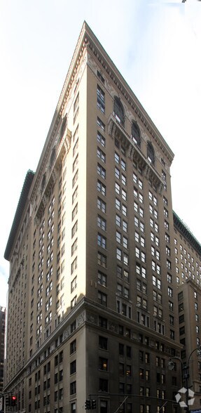 Primary Photo Of 52 Vanderbilt Ave, New York Office For Lease
