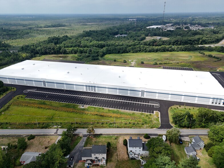 More Photos Of 21 Lincoln St, West Bridgewater Manufacturing For Lease