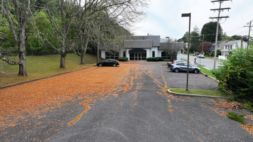 More Photos Of 75 North St, Bloomsbury Office For Lease