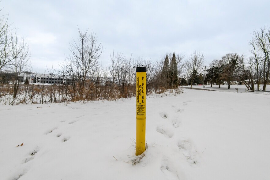 More Photos Of Corporate Dr @ Corporate Drive, Waukesha Land For Sale