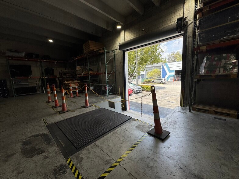 More Photos Of 2001 NW 93rd Ave, Miami Warehouse For Sale