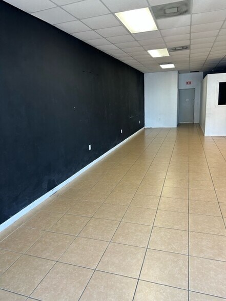 More Photos Of 305 E Stan Schlueter Loop, Killeen Storefront Retail Office For Lease