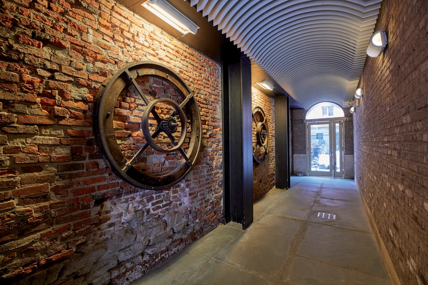 More Photos Of 220 Front St, New York Apartments For Lease