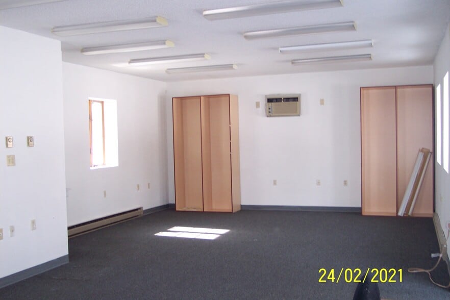 More Photos Of 805 Terryville Ave, Bristol Storefront Retail Office For Sale