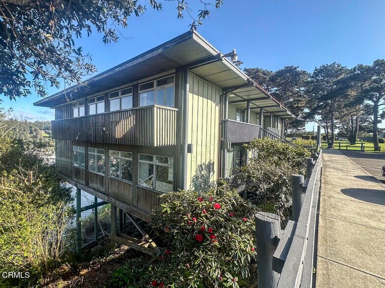 More Photos Of 1102 S Main St, Fort Bragg Office For Sale