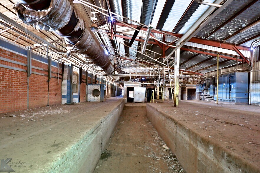 More Photos Of 3097 Brick Plant Rd, Snyder Manufacturing For Sale