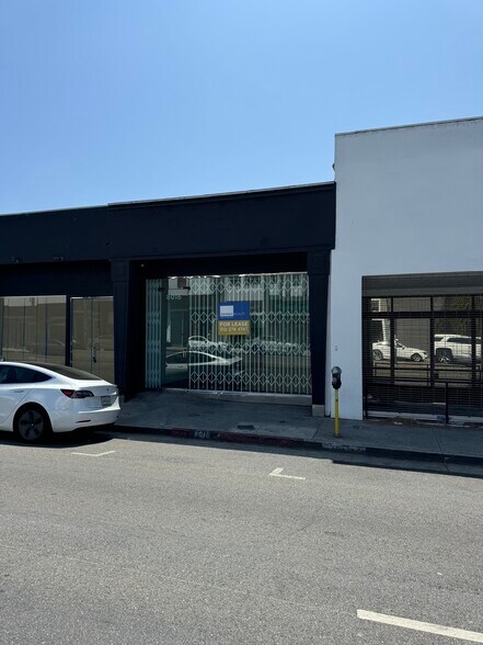 More Photos Of 8014-8016 Melrose Ave, Los Angeles Storefront For Lease