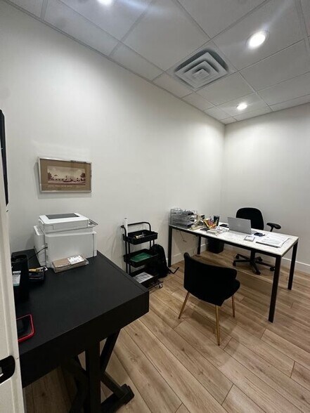 More Photos Of 2730 Virginia Pky, McKinney Medical For Lease