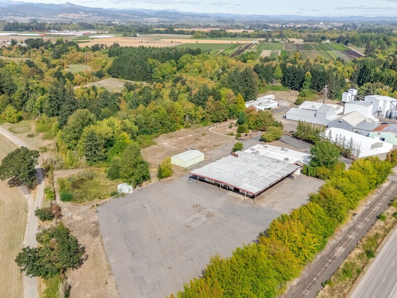 More Photos Of 16700 S Highway 99W, Amity Distribution For Sale