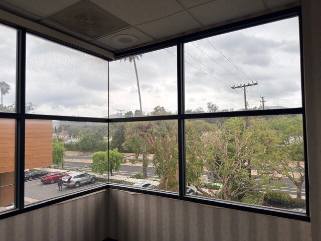 More Photos Of 5500 Telegraph Rd, Ventura Medical For Lease