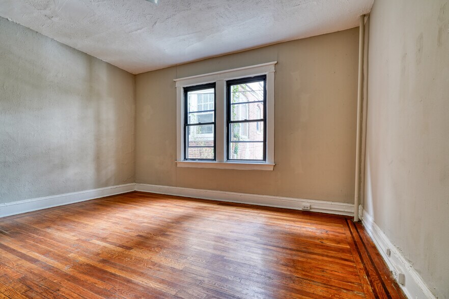 More Photos Of 2107-2111 Park Ave, Baltimore Apartments For Sale