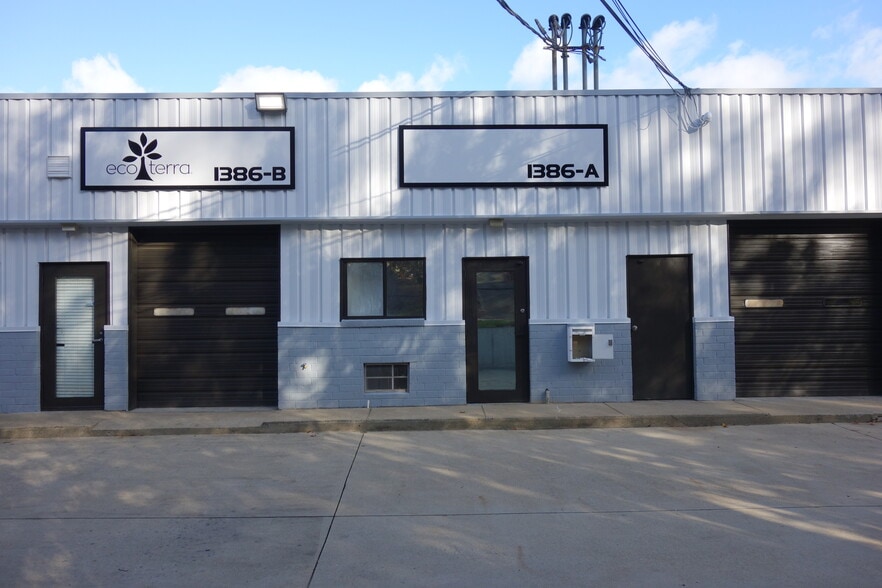 More Photos Of 1388 Chattahoochee Ave, Atlanta Light Distribution For Lease