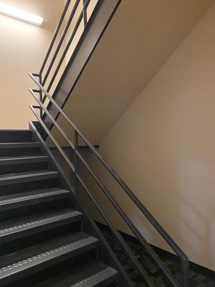 More Photos Of 2780 Snelling Ave N, Roseville Medical For Lease