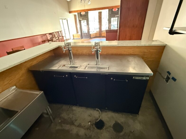 More Photos Of 114 E Main St, Forest City Restaurant For Sale