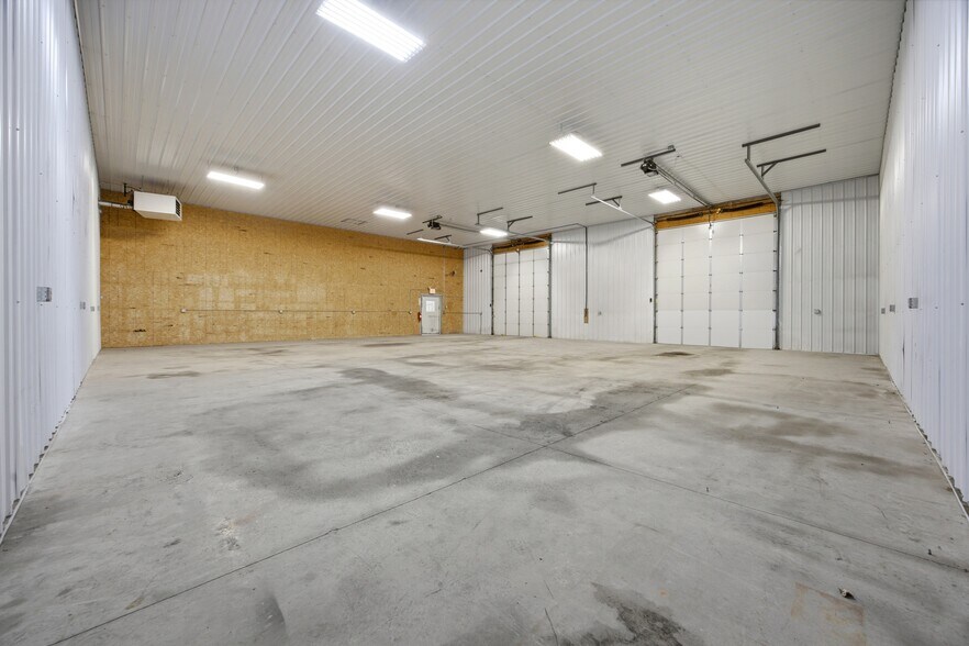 More Photos Of 1822 23rd S st, Moorhead Warehouse For Lease