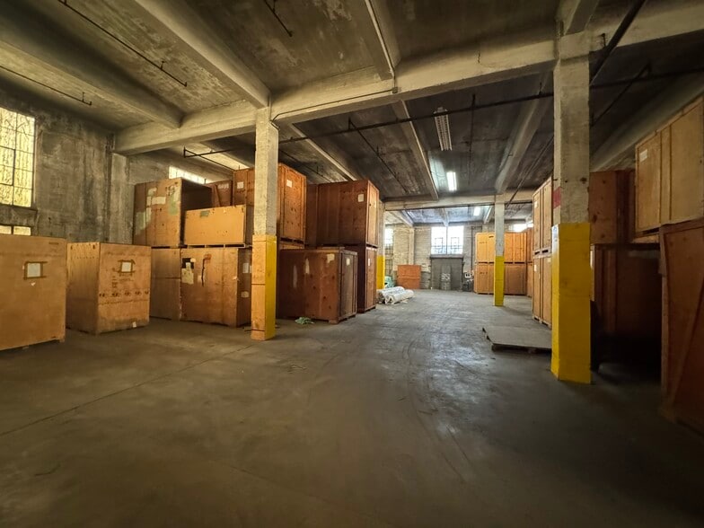 More Photos Of 3489 Westminster Ave, Norfolk Warehouse For Lease