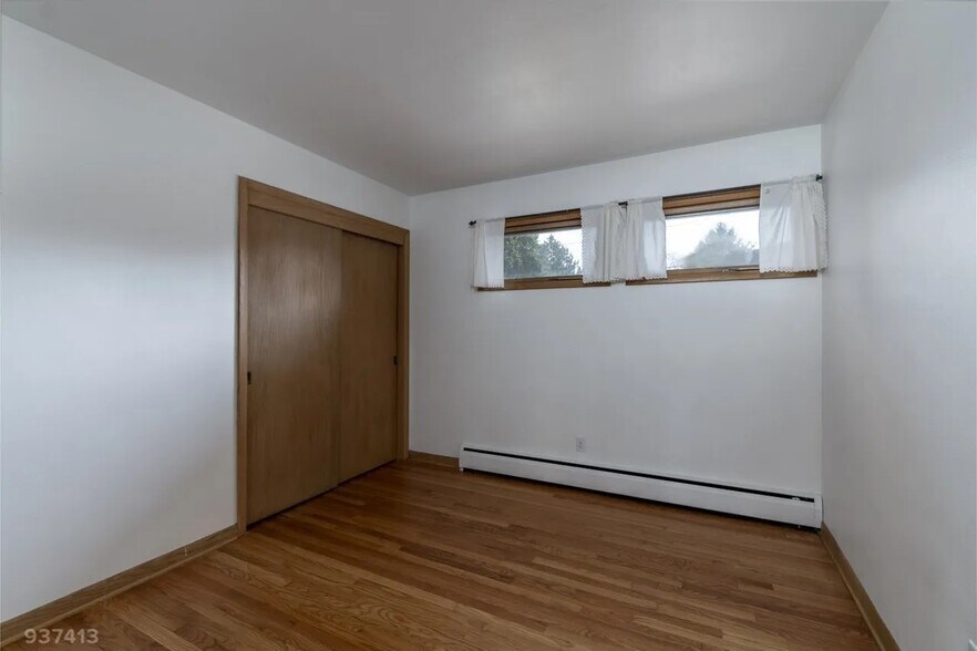 More Photos Of 417 Berwyn Dr, Madison Apartments For Sale