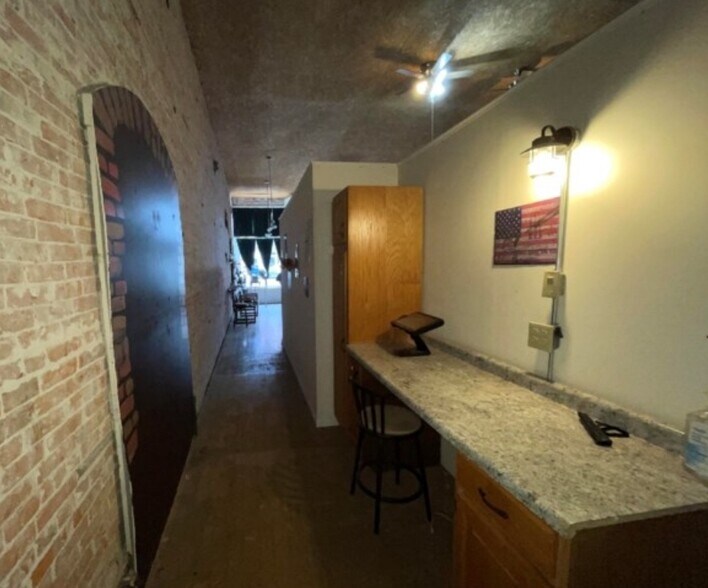 More Photos Of 165 N Main St, Roseville Office For Sale