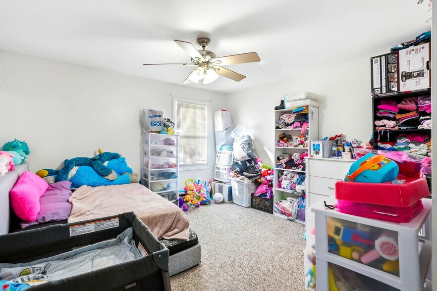 More Photos Of 8703 Highway 19 E, Roan Mountain Apartments For Sale