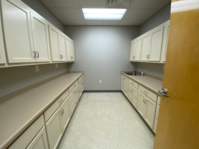 More Photos Of 1500 Oglethorpe Ave, Athens Medical For Sale