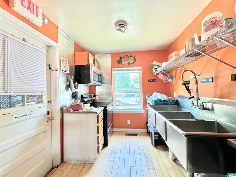 More Photos Of 115 Cotton Ave SW, Birmingham Apartments For Sale