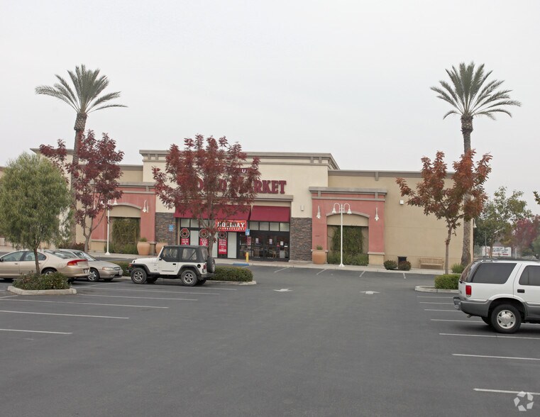 More Photos Of 4038 S Mooney Blvd, Visalia Freestanding For Lease