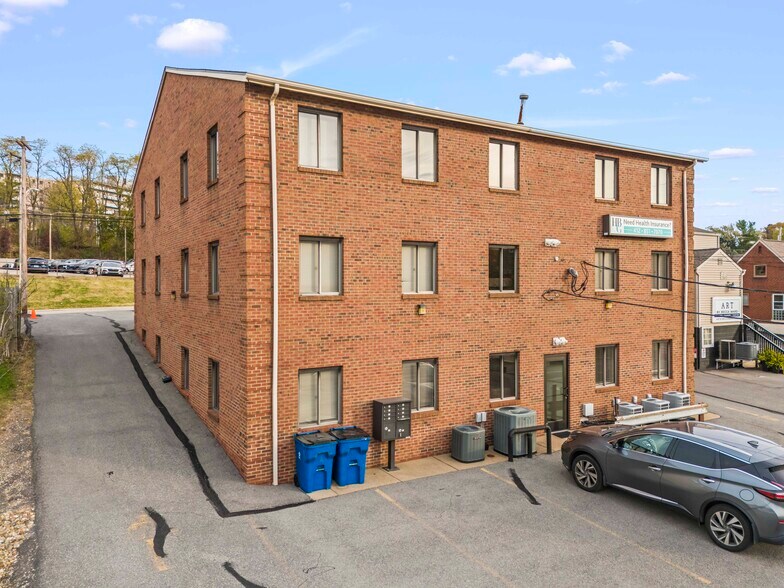 More Photos Of 20 Donati Rd, Pittsburgh Office For Sale