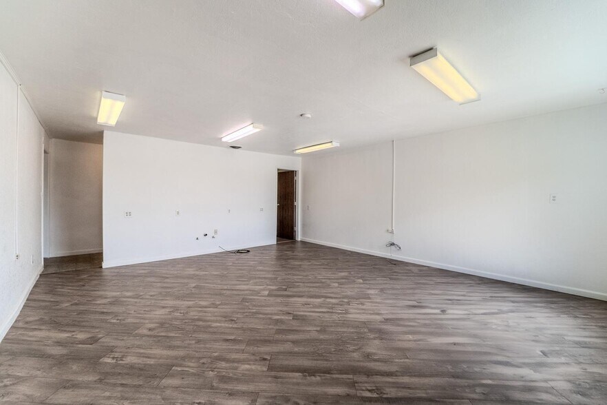 More Photos Of 1835 N Beale Rd, Marysville Office For Sale