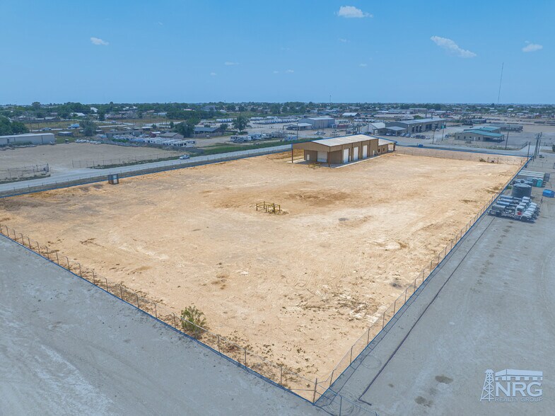 More Photos Of 3211 S County Road 1180, Midland Warehouse For Lease