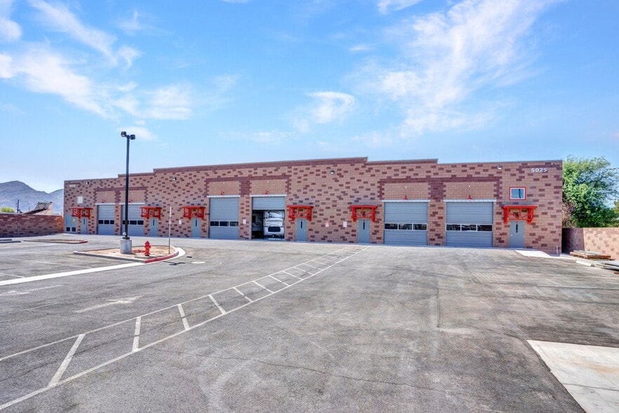 Primary Photo Of 5041 Cheyenne ave, Las Vegas Warehouse For Lease
