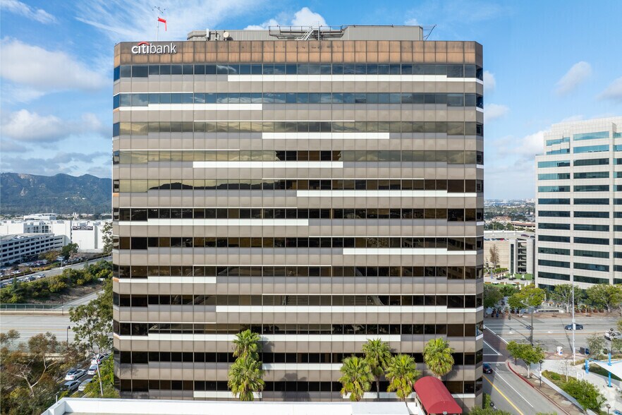 More Photos Of 700 N Brand Blvd, Glendale Office For Lease