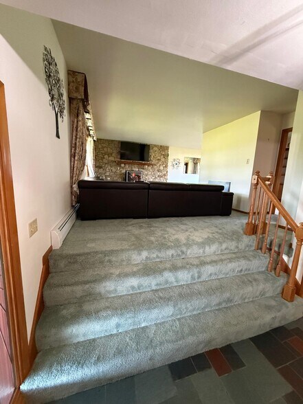 More Photos Of 11502 E Thompson Rd, Indianapolis Specialty For Sale