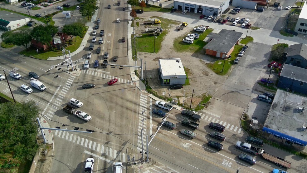 More Photos Of 4302 Highway 3, Dickinson Freestanding For Sale