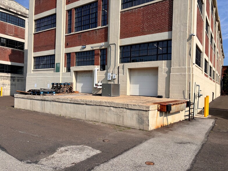 More Photos Of 2275 Bridge St, Philadelphia Unknown For Lease