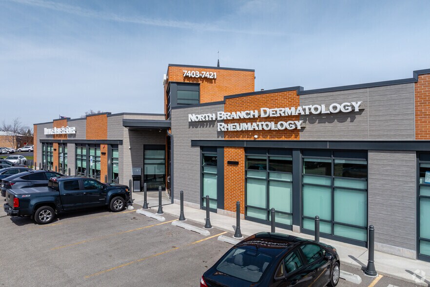 More Photos Of 7403-7421 N Milwaukee Ave, Niles Medical For Lease