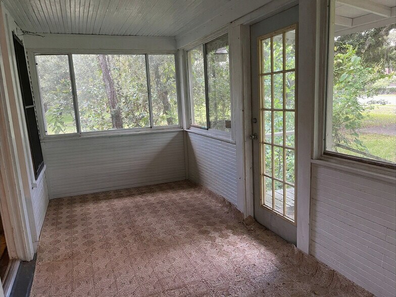 More Photos Of State Road 80, LaBelle Medical For Sale
