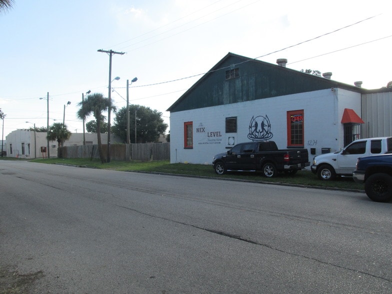 More Photos Of 1204 N Rome Ave, Tampa Warehouse For Lease