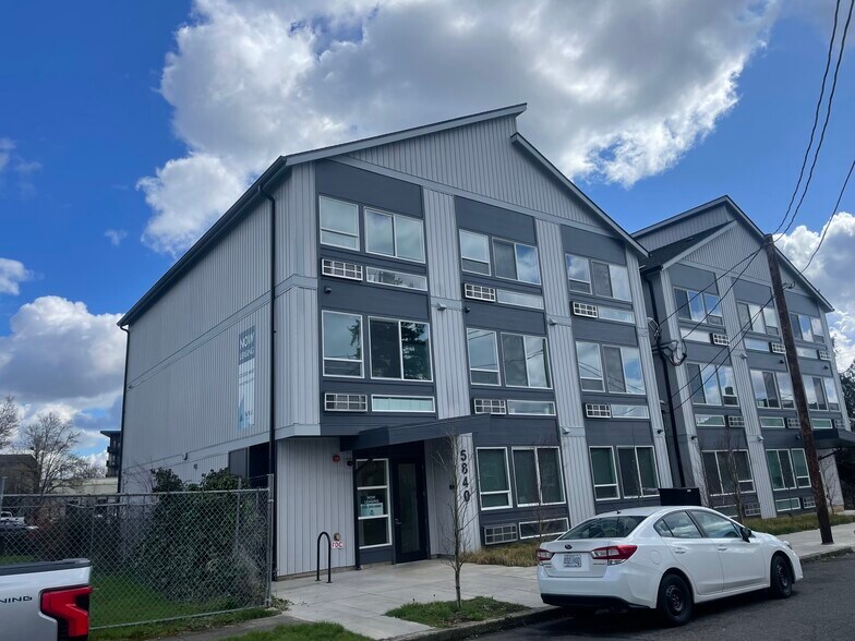 Primary Photo Of 5840 SE 89th Ave, Portland Apartments For Sale