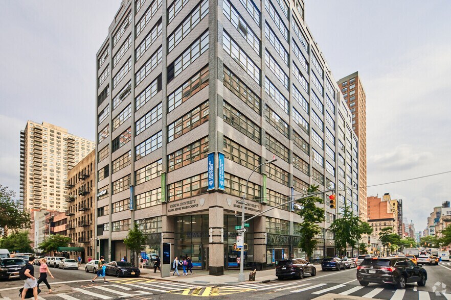 More Photos Of 205 Lexington Ave, New York Office For Lease