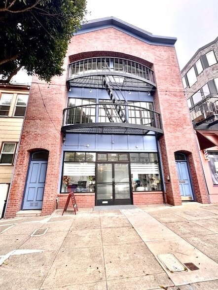 More Photos Of 1122 Clement St, San Francisco Storefront Retail Office For Lease