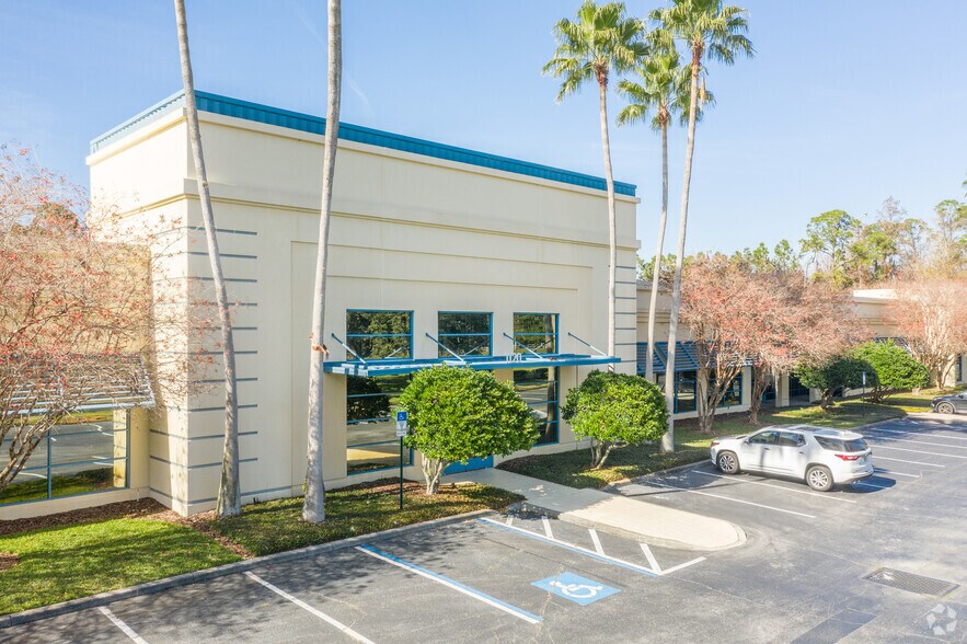 More Photos Of 1130-1154 Celebration Blvd, Celebration Unknown For Lease
