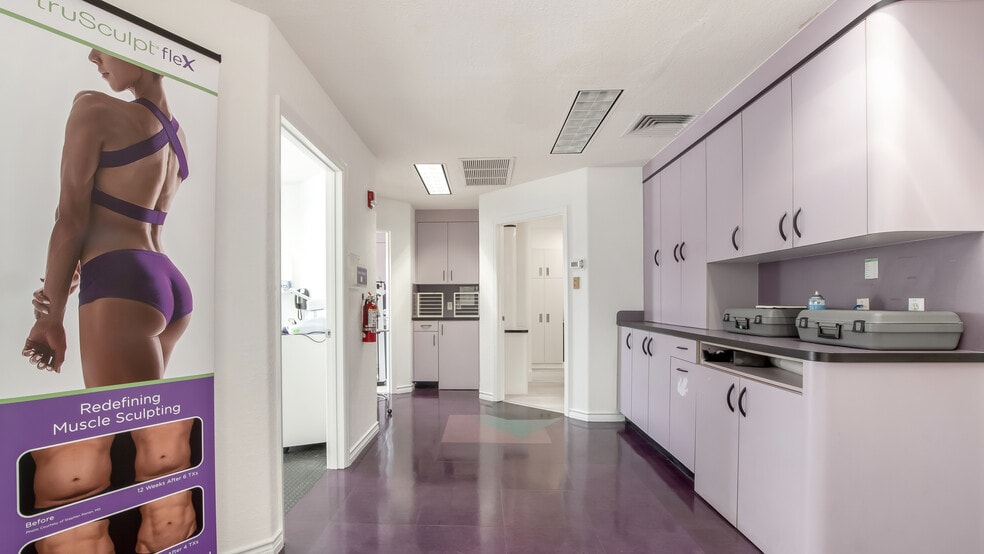 More Photos Of 7777 N University Dr, Tamarac Medical For Sale