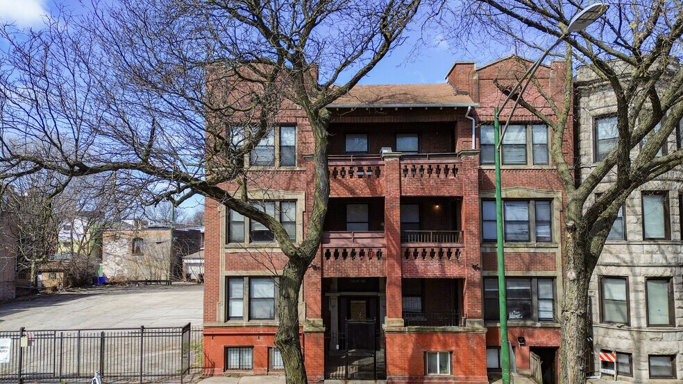 Primary Photo Of 5616 S Michigan Ave, Chicago Apartments For Sale